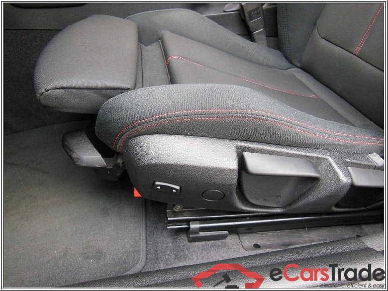 BMW   1 HATCH 116 D (F20)   116 CV DPF SPORTLINE PACK CONFORT PLUS #6