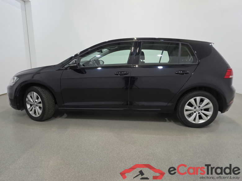 Volkswagen Golf 1.6 TDi Comfortline CarPlay Navi Klima PDC ... #2