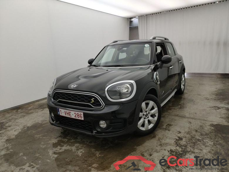 Mini Countryman Cooper S E ALL4 AT 5d