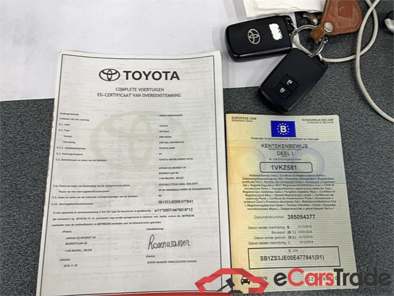  TOYOTA - AURIS TOURING SPORTS VVT-i Hybrid 136PK CVT Business Plus & Senso Pack  #4