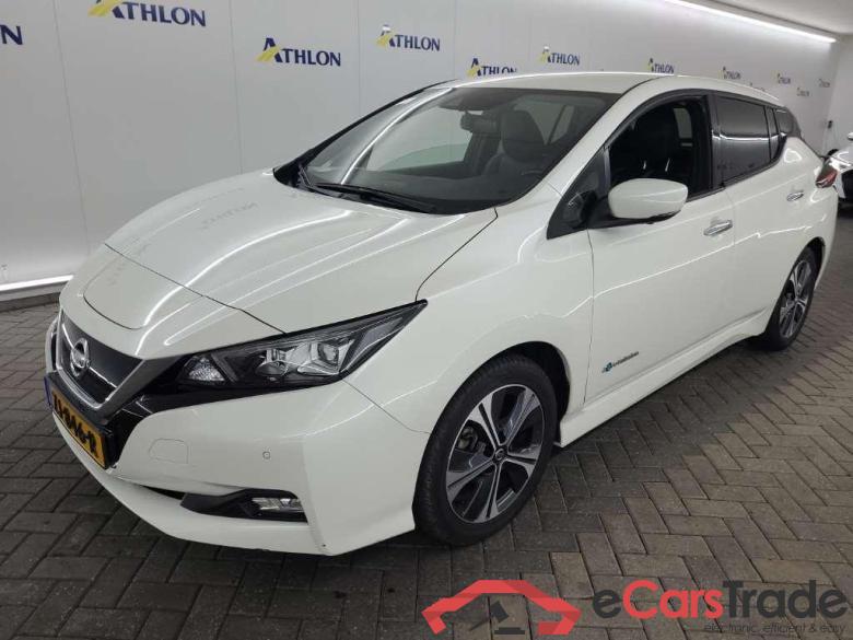 NISSAN LEAF TEKNA 40kWh 5D uitlopend #1