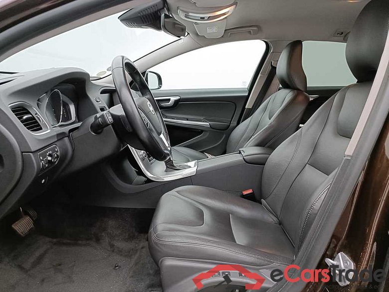 Volvo V60 Cross Country 2.0 D3 Aut. Virtual Navi Leather Camera Klima PDC ... #5