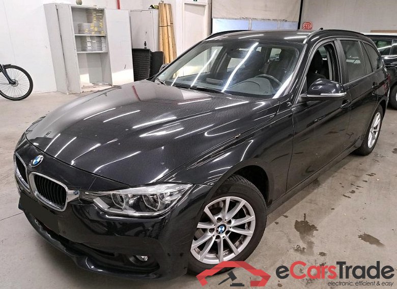 BMW 318 d LED-Xenon Navi KeylessGo Klima PDC ... #1