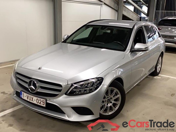 Mercedes C 180 d Facelift LED-Xenon Navi Sport-Seats KeylessGo Klima PDC ...