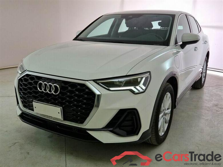 Audi 33 AUDI Q3 Sportback / 2019 / 5P / SUV 45 TFSI e S tronic Business Plus Audi 33 AUDI Q3 Sportback / 2019 / 5P / SUV 45 TFSI e S tronic Business Plus