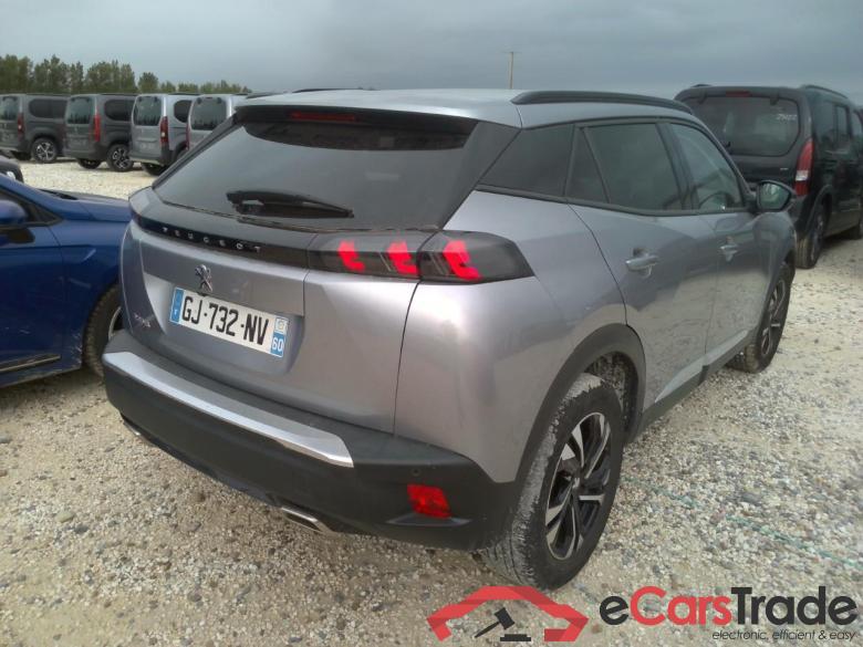 Peugeot 2008 1.2 PureTech Allure LED Display Klima PDC ... #3