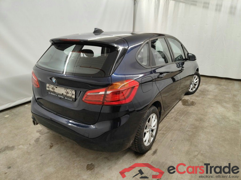 BMW 216d Active Tourer Navi KeylessGo Klima PDC ... #3