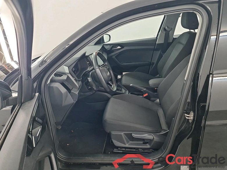 AUDI A1 SPORTBACK 1.0 25 TFSI ATTRACTION Business Plus #6