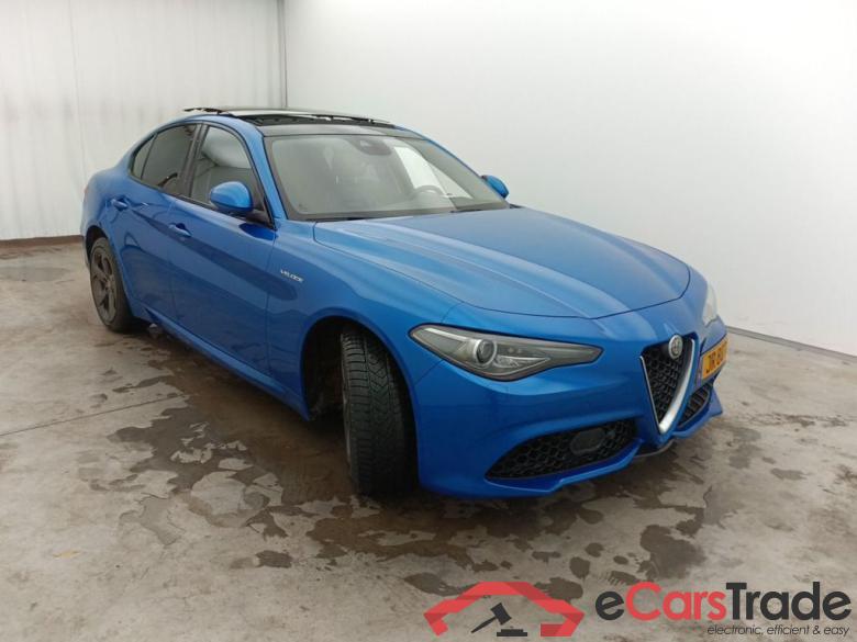 ALFA ROMEO GIULIA DIESEL 2.2 JTDm 210 AWD Veloce (Eu6d) 4d #2