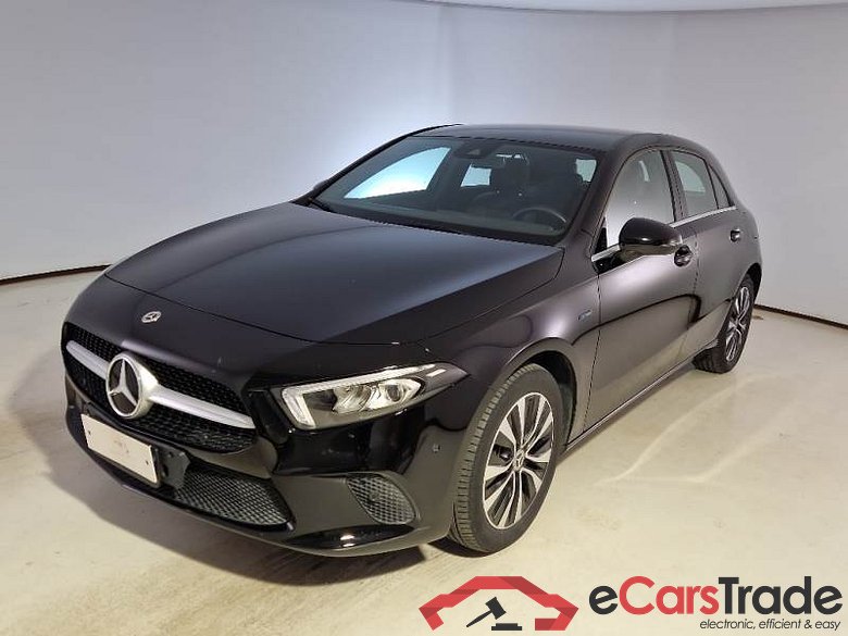 Mercedes 250E MERCEDES-BENZ CLASSE A / 2018 / 5P / BERLINA A 250 E EQ-POWER BUSINESS EXTRA #1