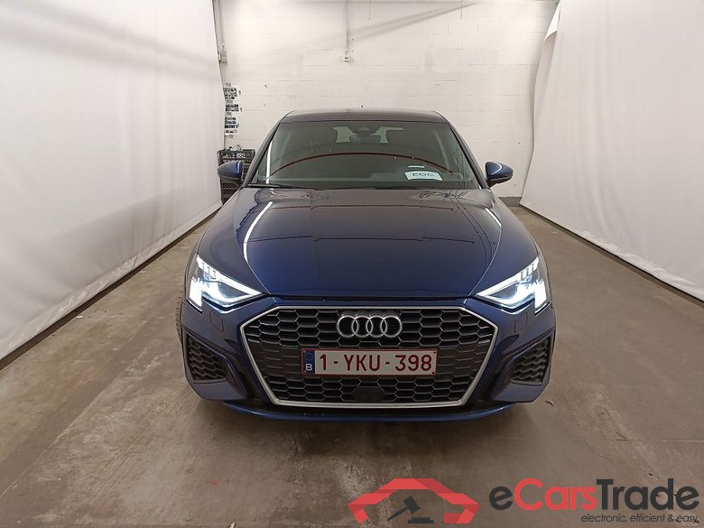 Audi A3 Sportback 2.0 35 TDi 110kW S tronic S line 5d
