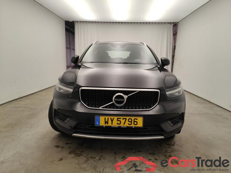 VOLVO XC40 1.5 T3 163hp Momentum Pro (EU6d-TEMP) 5d