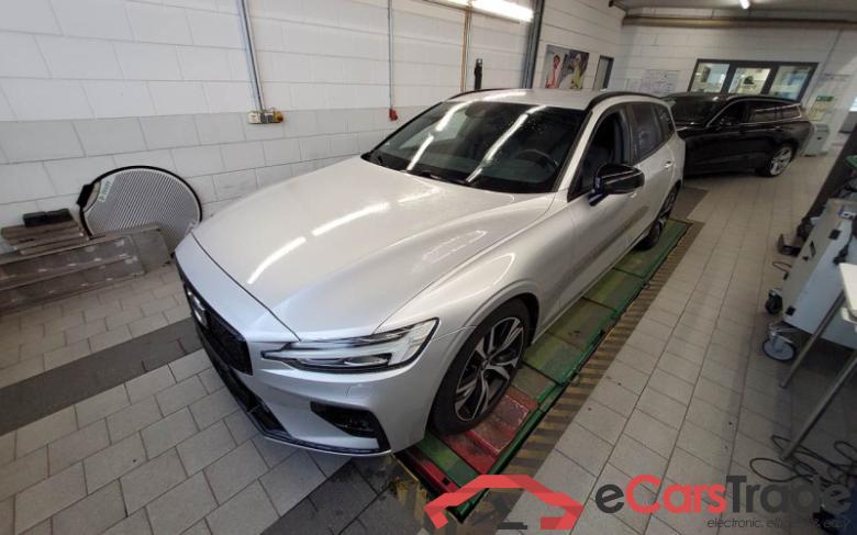 Volvo V60 Kombi (2018->) DE - Kb5 B5 (Benzin) EU6d, R Design Mild-Hybrid (EURO 6d), 2020 - 2021 #1