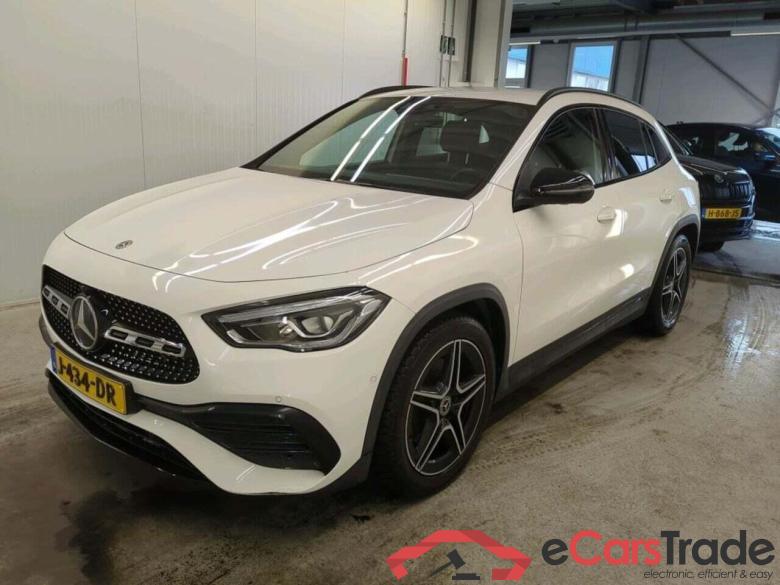 MERCEDES-BENZ GLA-klasse 200 Bns Sol. AMG #1