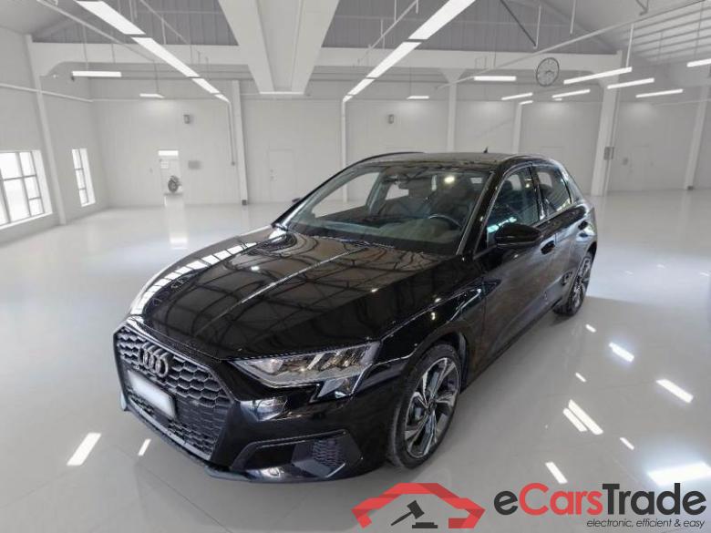 Audi 42 AUDI A3 / 2020 / 5P / BERLINA 40 TFSI E S TRONIC S. BACK #1