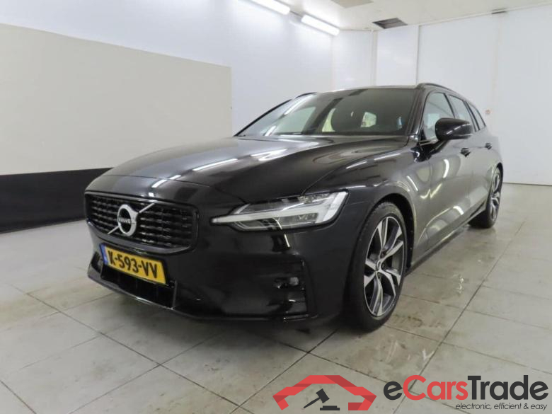 VOLVO V60 2.0 B3 R-Design