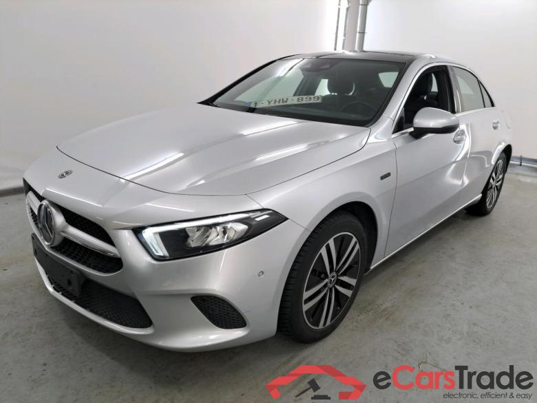 MERCEDES-BENZ A-Klasse 1.3 A 250 E BUSINESS SOLUTION DCT #1