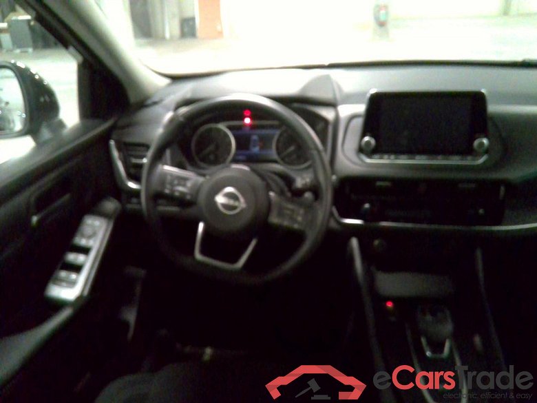 QASHQAI MY22 Mild-Hybrid 158 XTronic 2WD Acenta  Design pack          #5