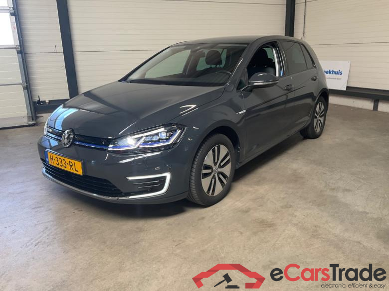 VOLKSWAGEN e-Golf E-DITION
