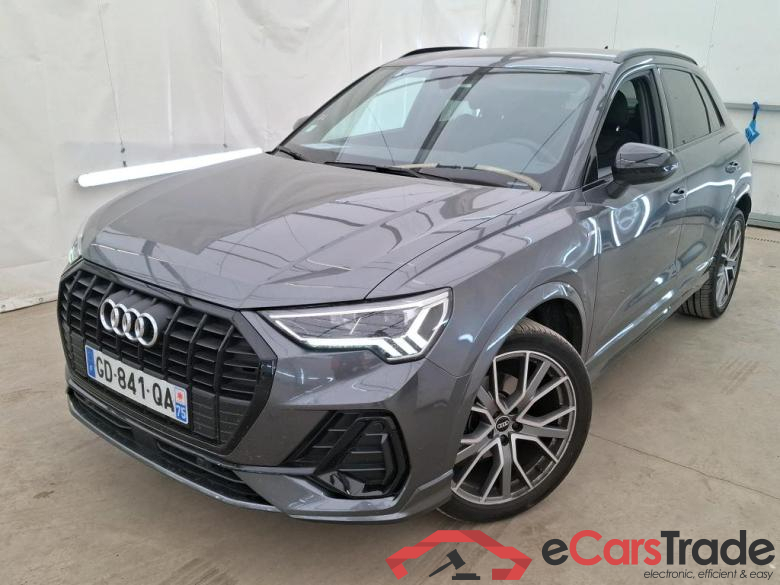 Audi 35 TFSI 150 MHEV S TRONIC S LINE Q3 35 TFSI S line 1.5 TFSI 150CV BVA7 E6d