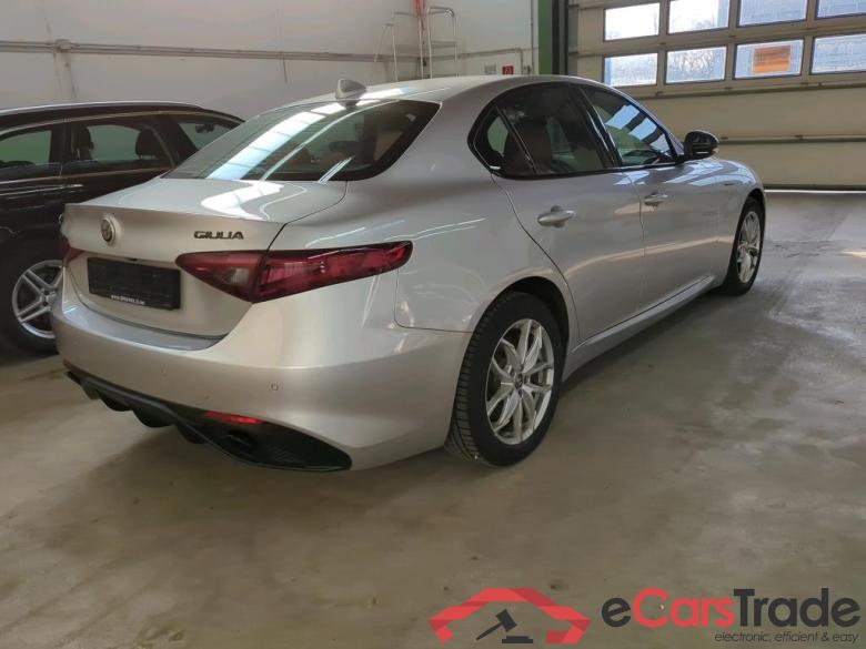 AlfaRomeo Giulia ´16 Giulia Veloce Q4 2.2 JTDM 154KW AT8 E6dT #2