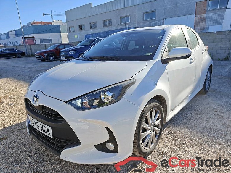 Toyota 1.5 120H Active Tech TOYOTA Yaris / 2020 / 5P / berlina con portón 1.5 120H Active Tech #1