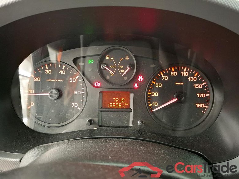 Citroen BlueHDi 75 BVM Club M Berlingo Fourgon Club L1 (Court) 1.6 BlueHDi 75CV BVM5 E6 #6