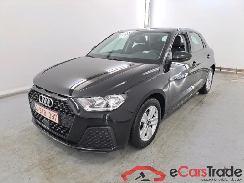 AUDI A1 SPORTBACK 1.0 25 TFSI ATTRACTION Business Plus Trunk moduleu00b2