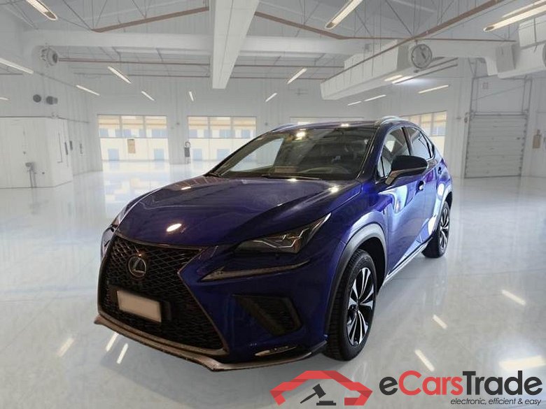 Lexus 4 LEXUS NX / 2017 / 5P / SUV HYBRID F SPORT 4WD
