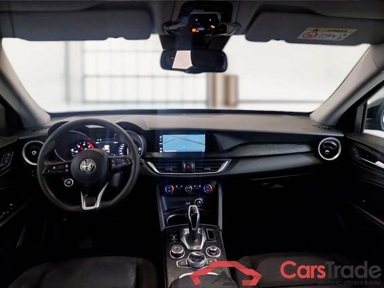 AlfaRomeo 62 ALFA ROMEO STELVIO / 2017 / 5P / SUV 2.2 TURBO DIESEL 190CV BUSINESS AT8 Q4 #3