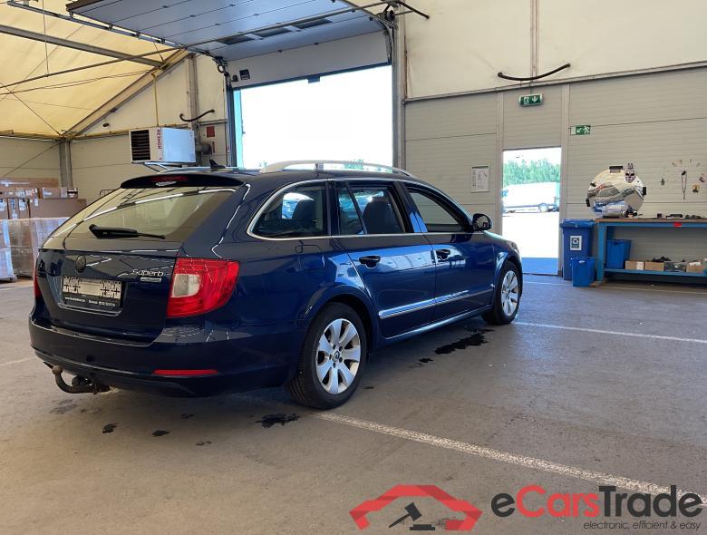 Skoda Superb Combi 1.6 CRTDI Elegance Xenon Navi Leather Klima PDC ... #3