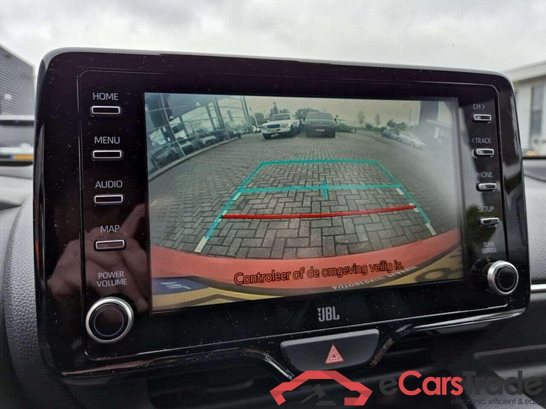 TOYOTA YARIS 1.5 Hybrid Launch Edition #6