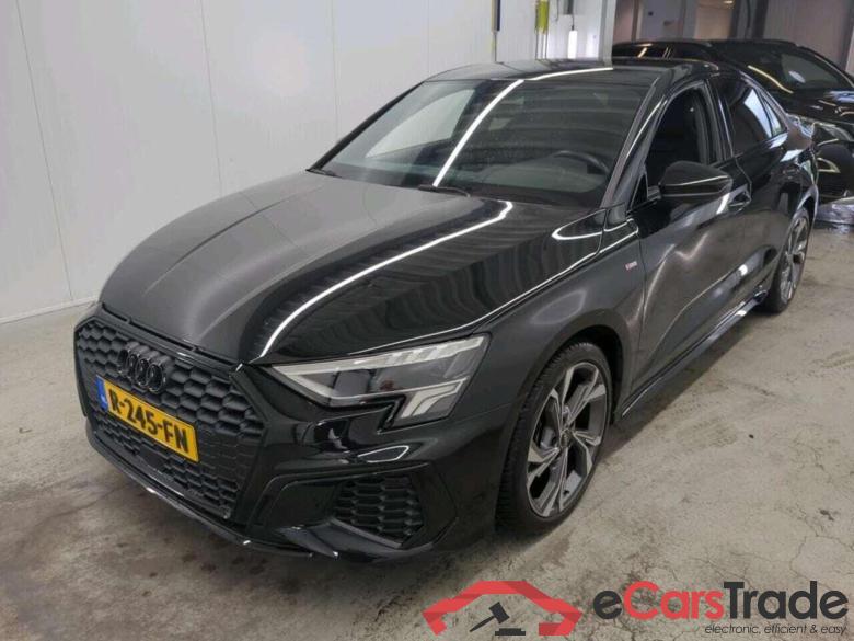 AUDI A3 Limousine 30 TFSI S edition #1