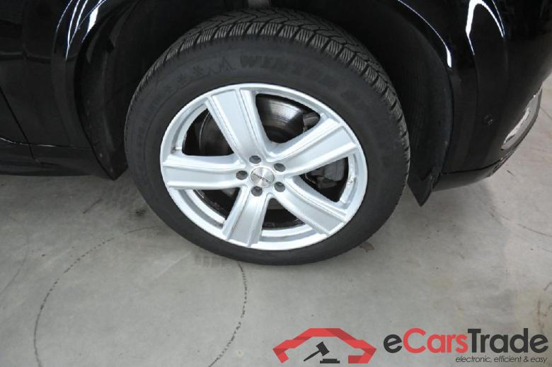 Volvo XC90 ´14 XC90 Inscription Expression Recharge Plug-In Hybrid AWD 2.0 T8 Twin Engine 288KW AT8 7 Sitzer E6d #3