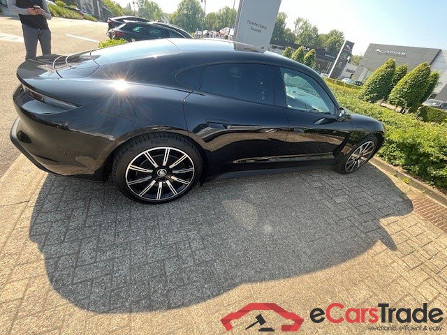 PORSCHE Taycan Taycan #2