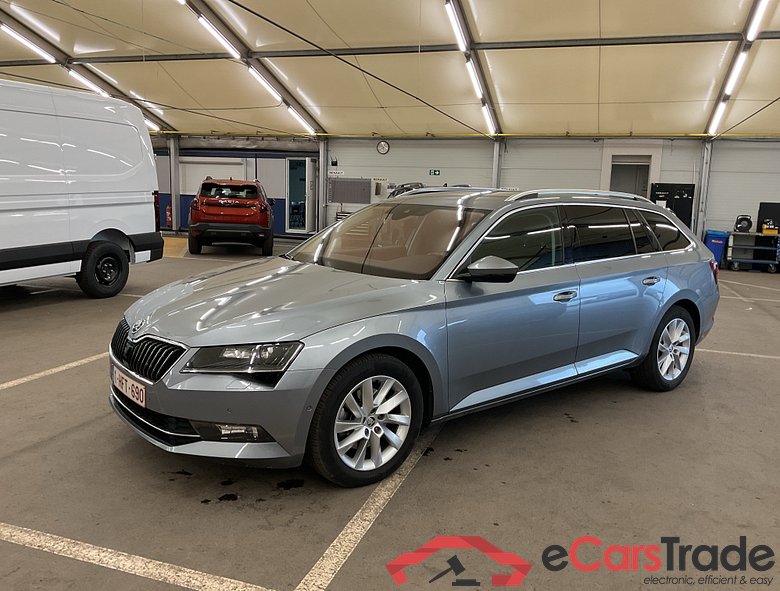 SKODA Superb Combi SUP.COM GrtSTY TD88/1.6 A7F