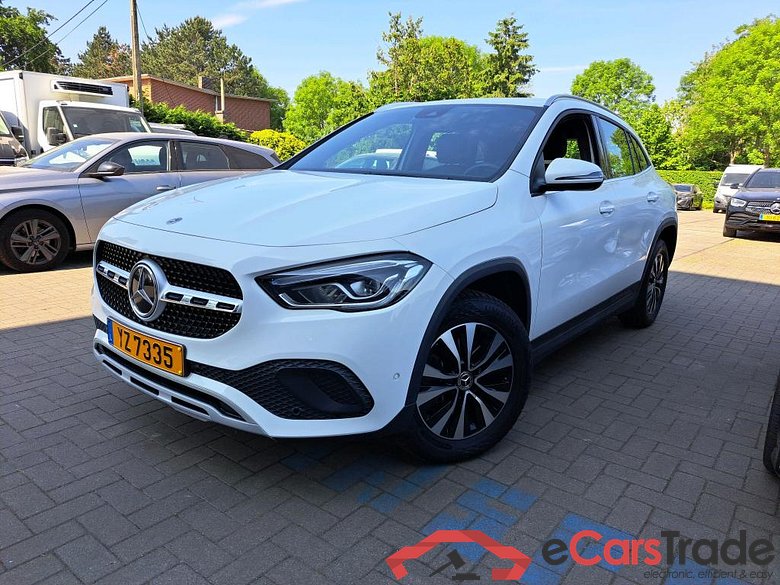 MERCEDES - MER GLA 250e 218PK DCT Business Solution & Smartphone Integration  * HYBRID *