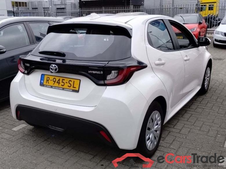 TOYOTA YARIS 1.5 Hybrid Active #4