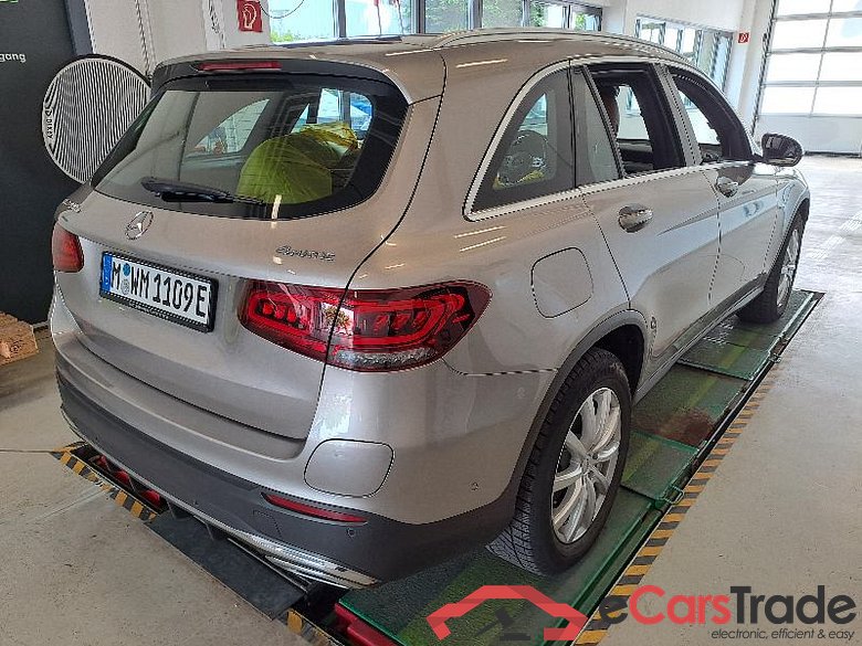 Mercedes-Benz GLC -Klasse (BM 253)(06.2015->) DE - SUV5 GLC 300 e EU6d, e AMG Line 4Matic (EURO 6d), (Facelift) - Transportschaden s. KVA #3