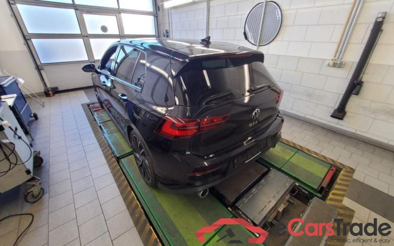 Volkswagen Golf VIII Lim. (CD1)(12.2019->2024) DE - LimS5 2.0 TSI EU6d, GTI OPF (EURO 6d), 2020 - 2024 #4