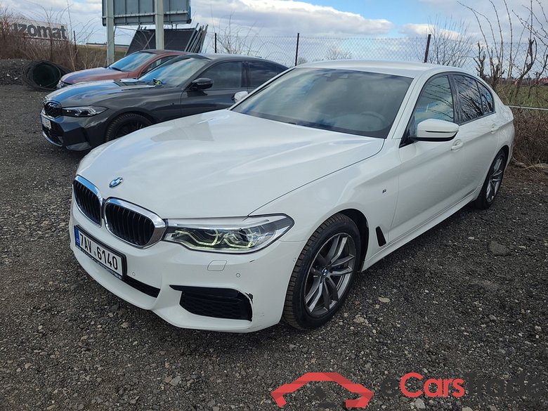 BMW  Serie 5 Lim. (G30)  (2016->) 540i xDrive AT 4d