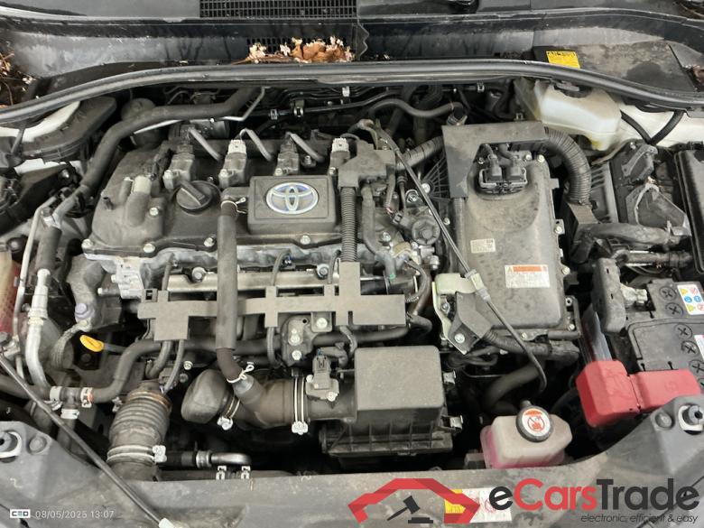 TOYOTA C-HR 1.8i VVT-i Hybrid C-Business Plus E-CVT #6