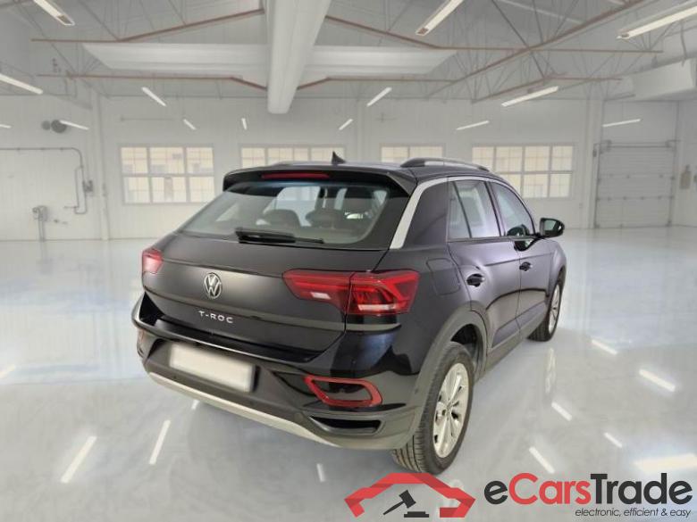 Volkswagen 8 VOLKSWAGEN T-ROC / 2021 / 5P / SUV 2.0 TDI SCR LIFE DSG #2