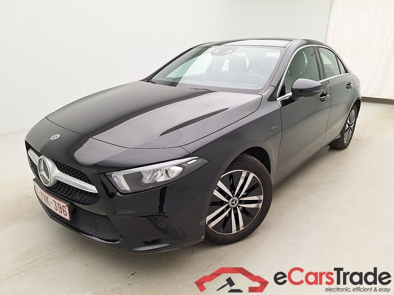 Mercedes, A-Class Berline '18, Mercedes-Benz A-Klasse Limousine A 250e Business S #1