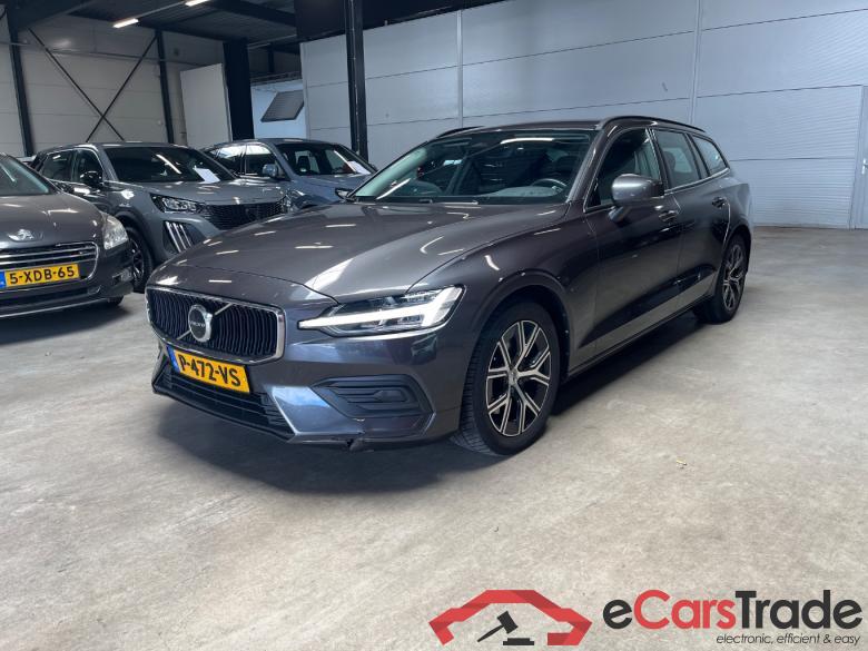 VOLVO V60 2.0 B3 Essential #1