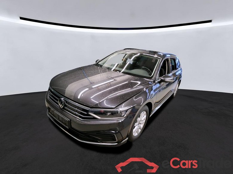 Vw GTE Passat Variant #1