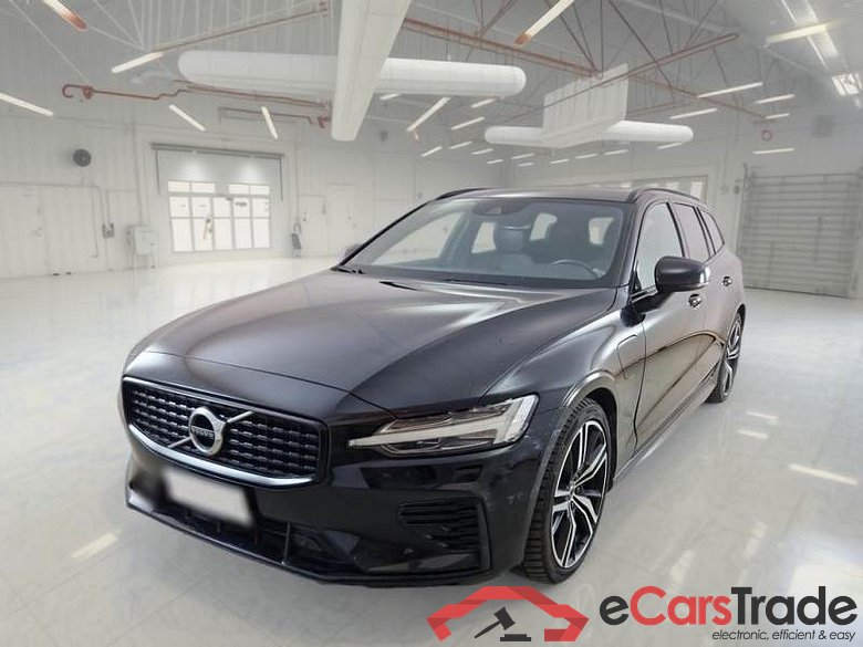 Volvo 71 VOLVO V60 / 2019 / 5P / STATION WAGON T6 PLUG-IN AWD AUTOM.RECH.R-DESIGN