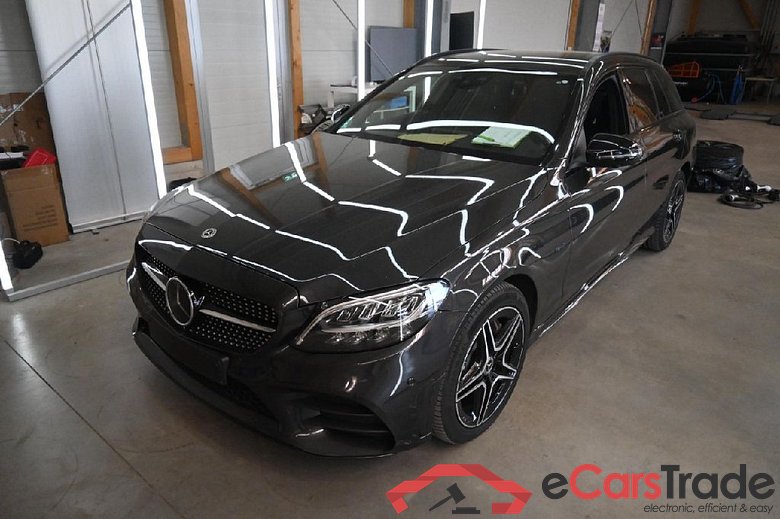 Mercedes C-Klasse T-Mod.-alt C -Klasse T-Modell C 300 de T (205.213)AMG 2.0 AMG Line 225KW AT9 E6d