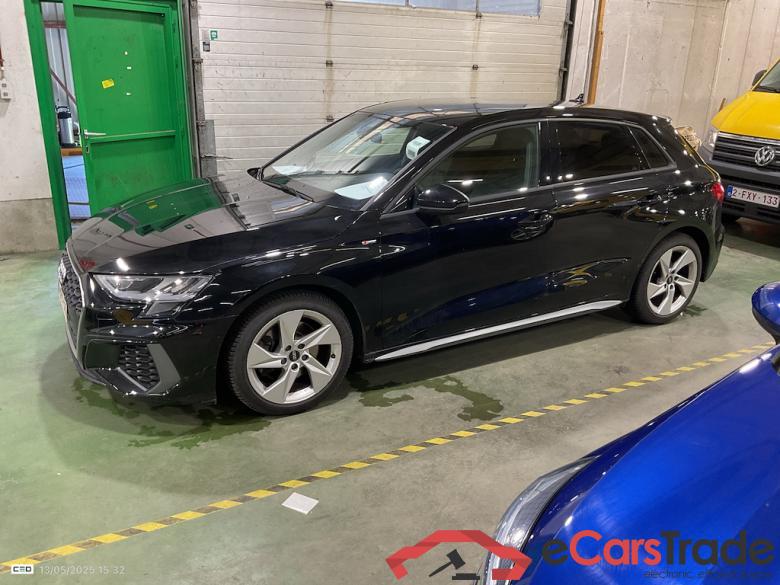 AUDI A3 SPORTBACK DIESEL - 2020 30 TDi S line #3