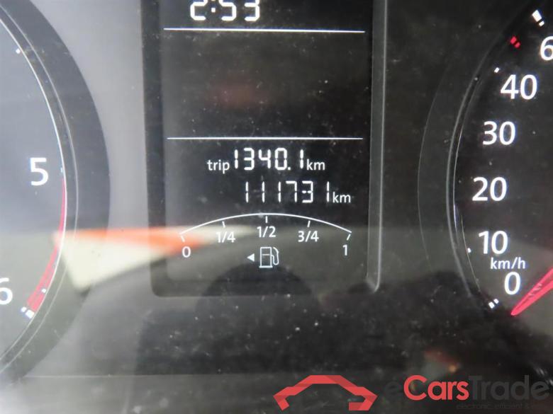 VOLKSWAGEN TRANSPORTER 2.0 TDI L2H1 DC #4